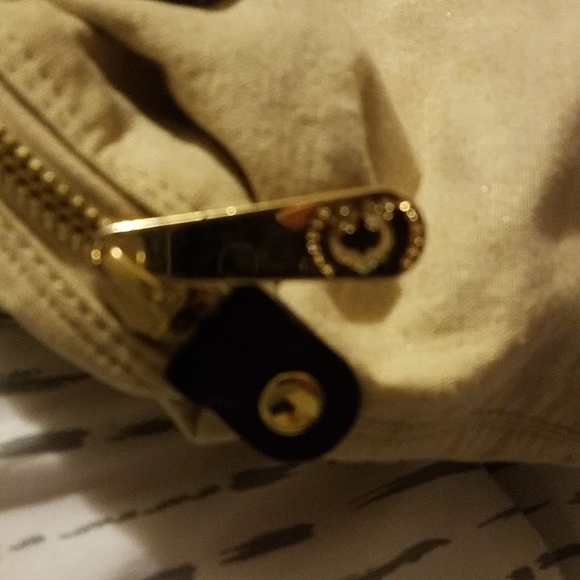 C. Wonder Cream colored Tote Bag - Picture 6 of 6